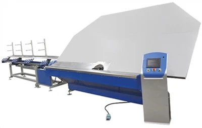 Macchina automatica per la piegatura dei distanziatori